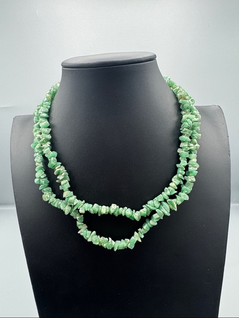 Green Chip Stone Long Necklace